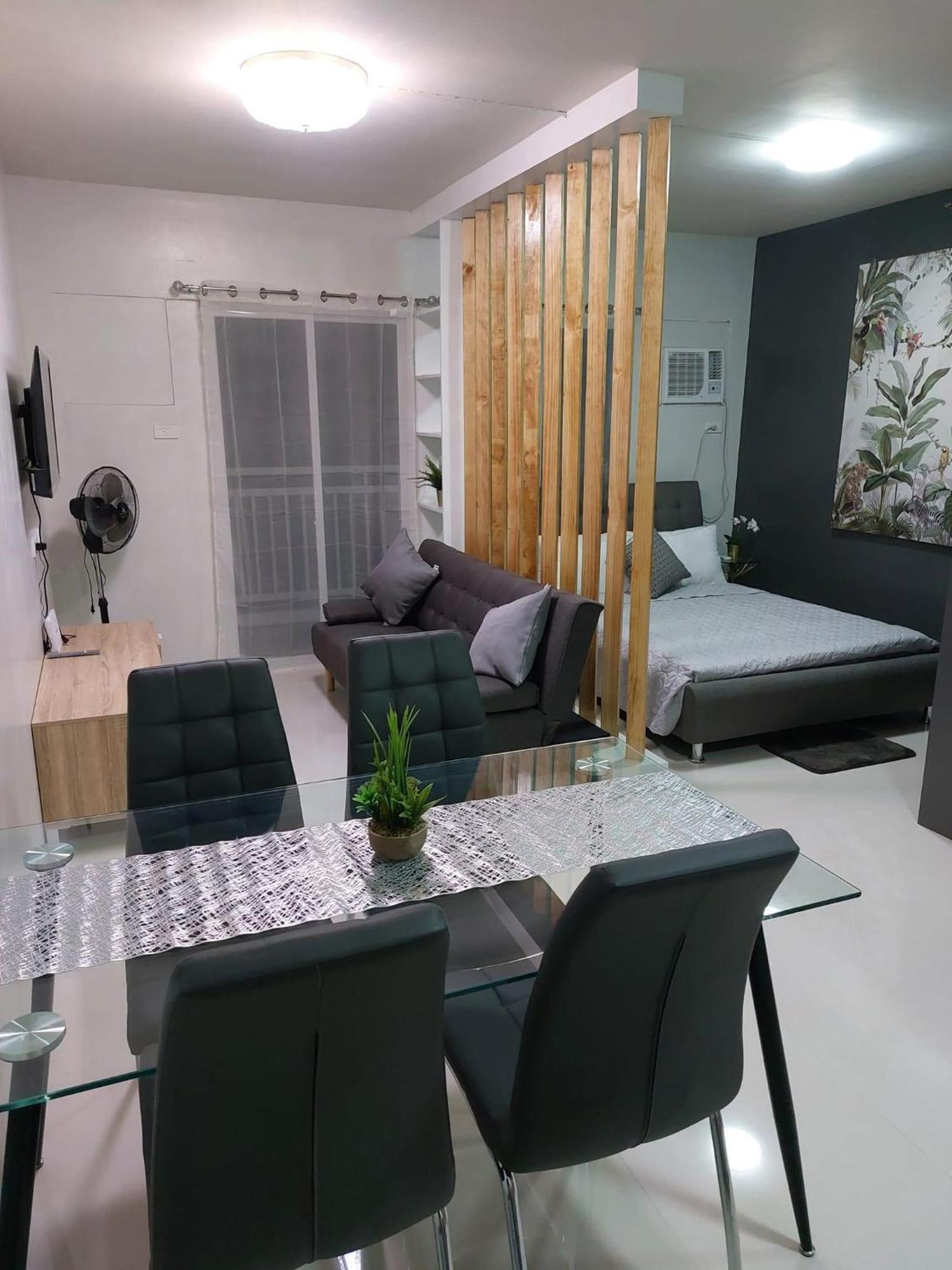 Condo In Camella Manors In 푸에르토프린세사 외부 사진